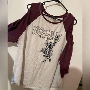 Torrid cold shoulder baseball tshirt. Size 3